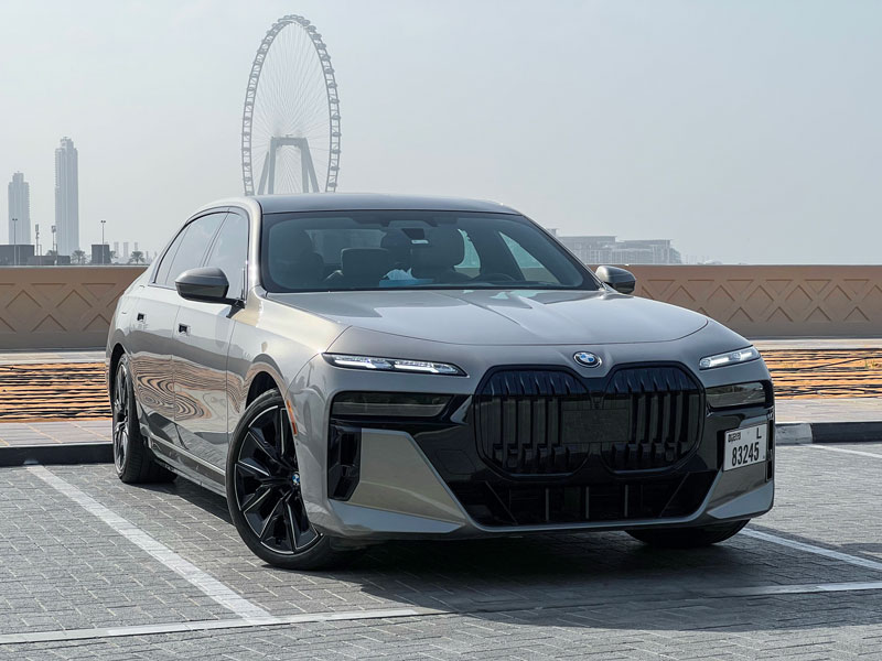 BMW i7 Rental in Dubai