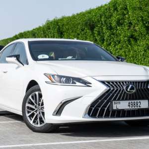 Rent a Lexux ES 300 in Dubai