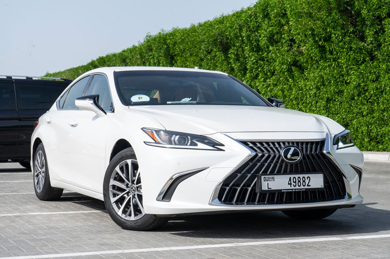 Rent a Lexux ES 300 in Dubai