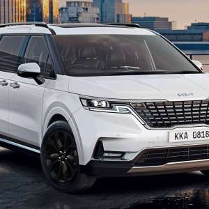 Kia Carnival Rental Dubai – Luxury MPV With Chauffeur